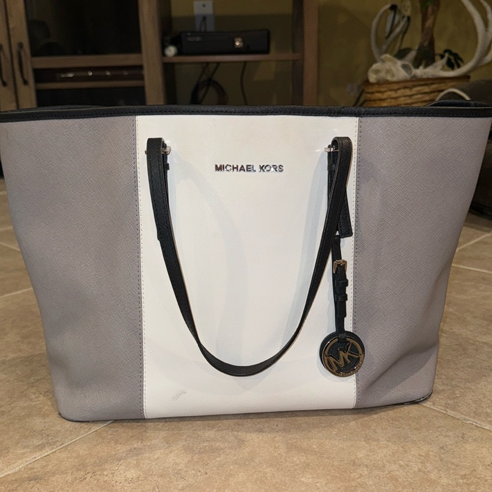 Michael Kors Tote